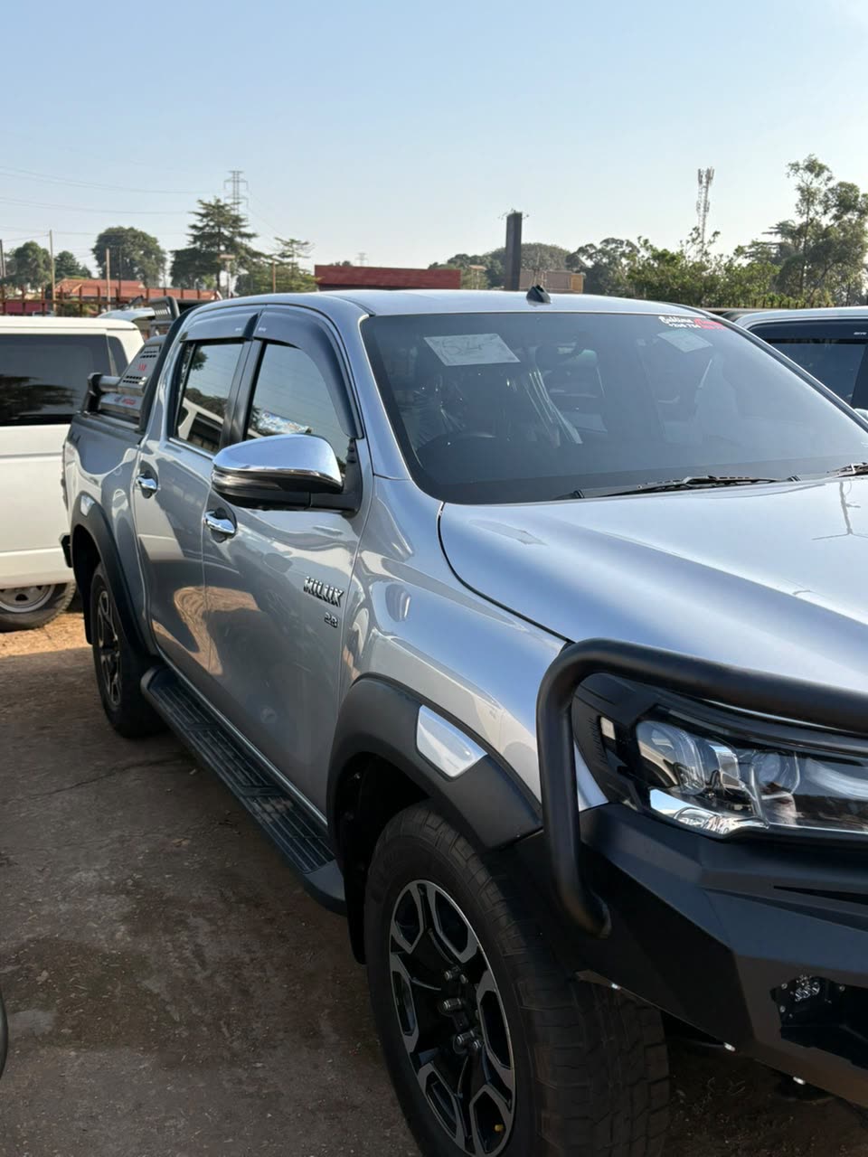 2020 Toyota Hilux Revo 4×4 — photo 3