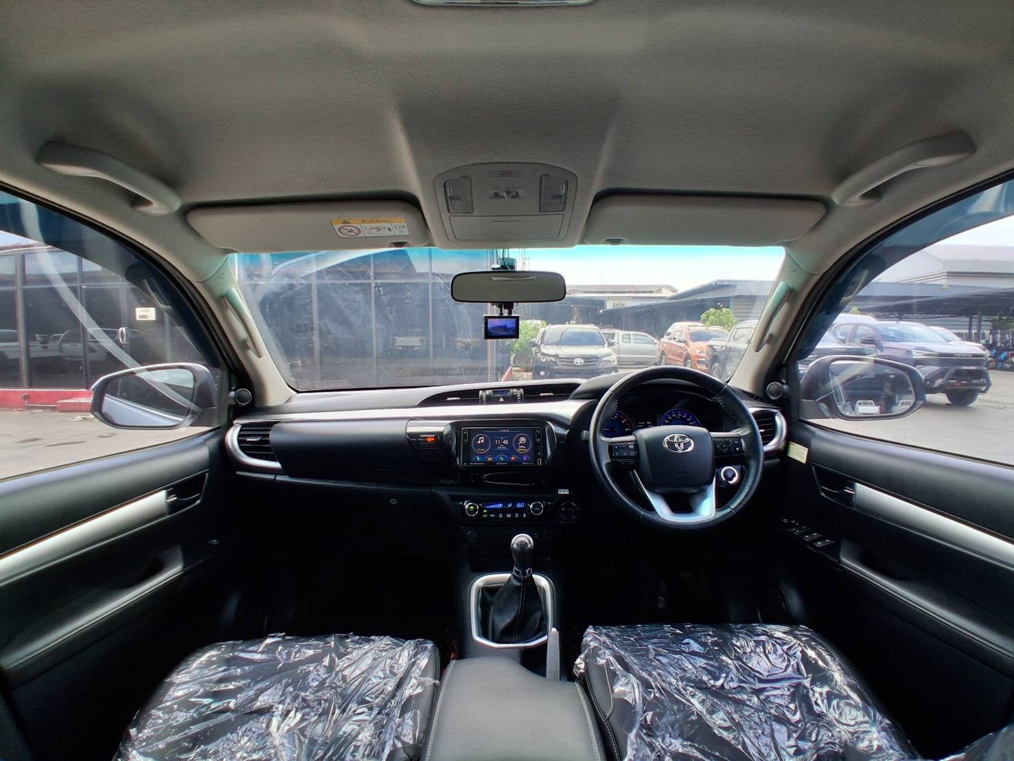 2019 Toyota Toyota Hilux Revo — photo 9