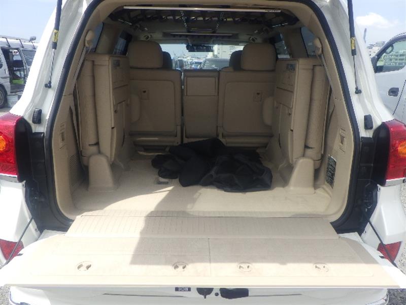 2013 Toyota Land Cruiser Prado — photo 11